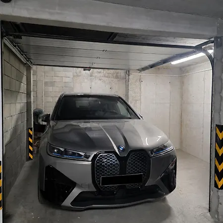Azur Luxury - Private Garage - Steps From The Апартаменти